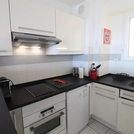 Superbe T2 Avec Terrasse Et Climatisation Face A La - Fr-1-472a-309 塞特港