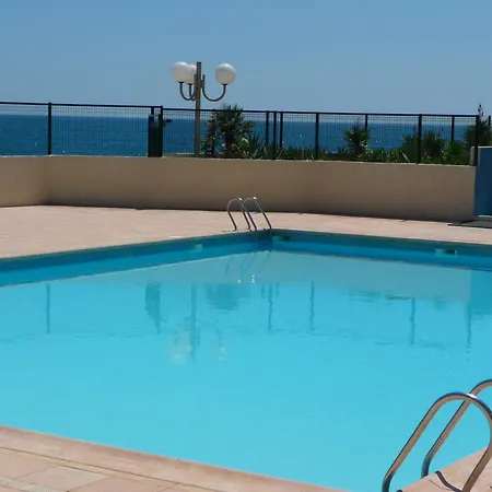 شقة Superbe T2 Avec Terrasse Et Climatisation Face A La - Fr-1-472a-309 سُت